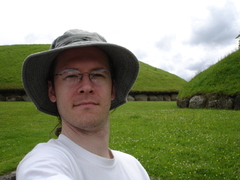 hugh and the mounds