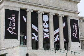 pirates take over the field museum